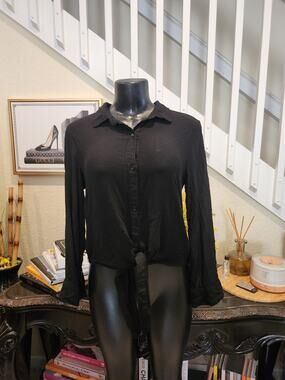 Mustard Seed blouse size M